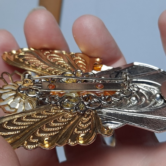 Jane Christmas Angel Brooch - Picture 8 of 8